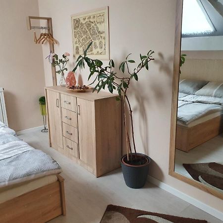 Moretti Apartman Apartment Eger Luaran gambar