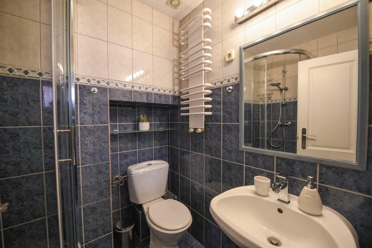 Moretti Apartman Apartment Eger Luaran gambar